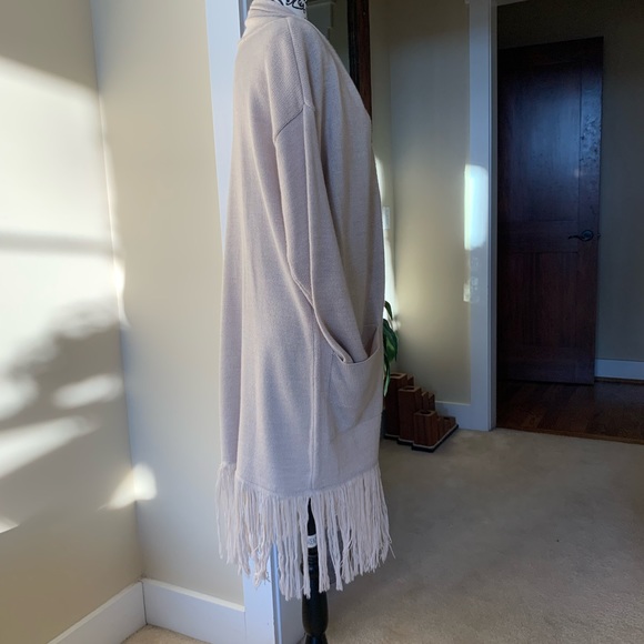 Cream sweater - Picture 2 of 3